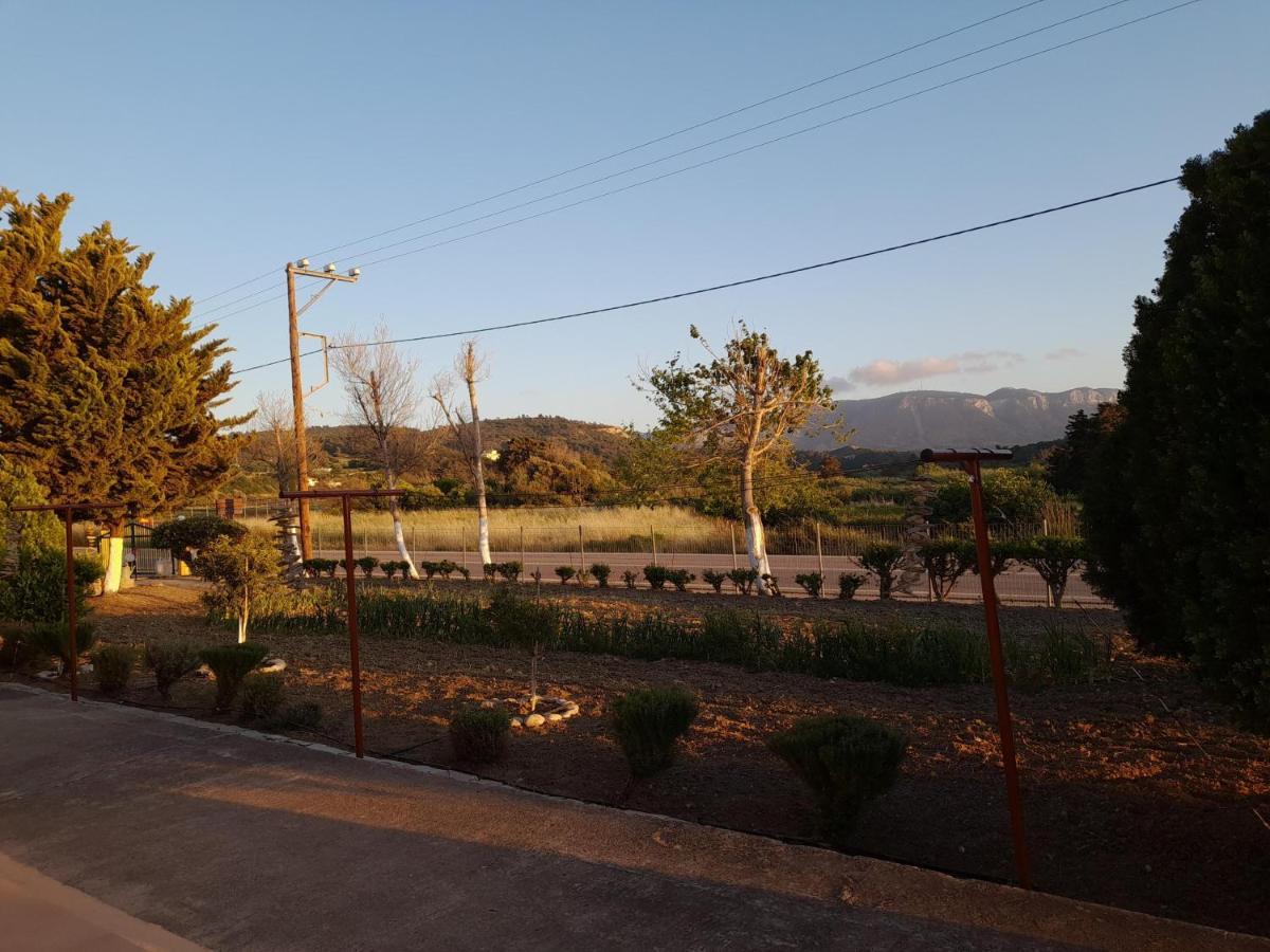 Garden View Appartment Καλαβάρδα Εξωτερικό φωτογραφία