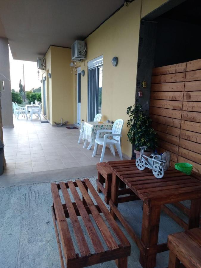 Garden View Appartment Καλαβάρδα Εξωτερικό φωτογραφία