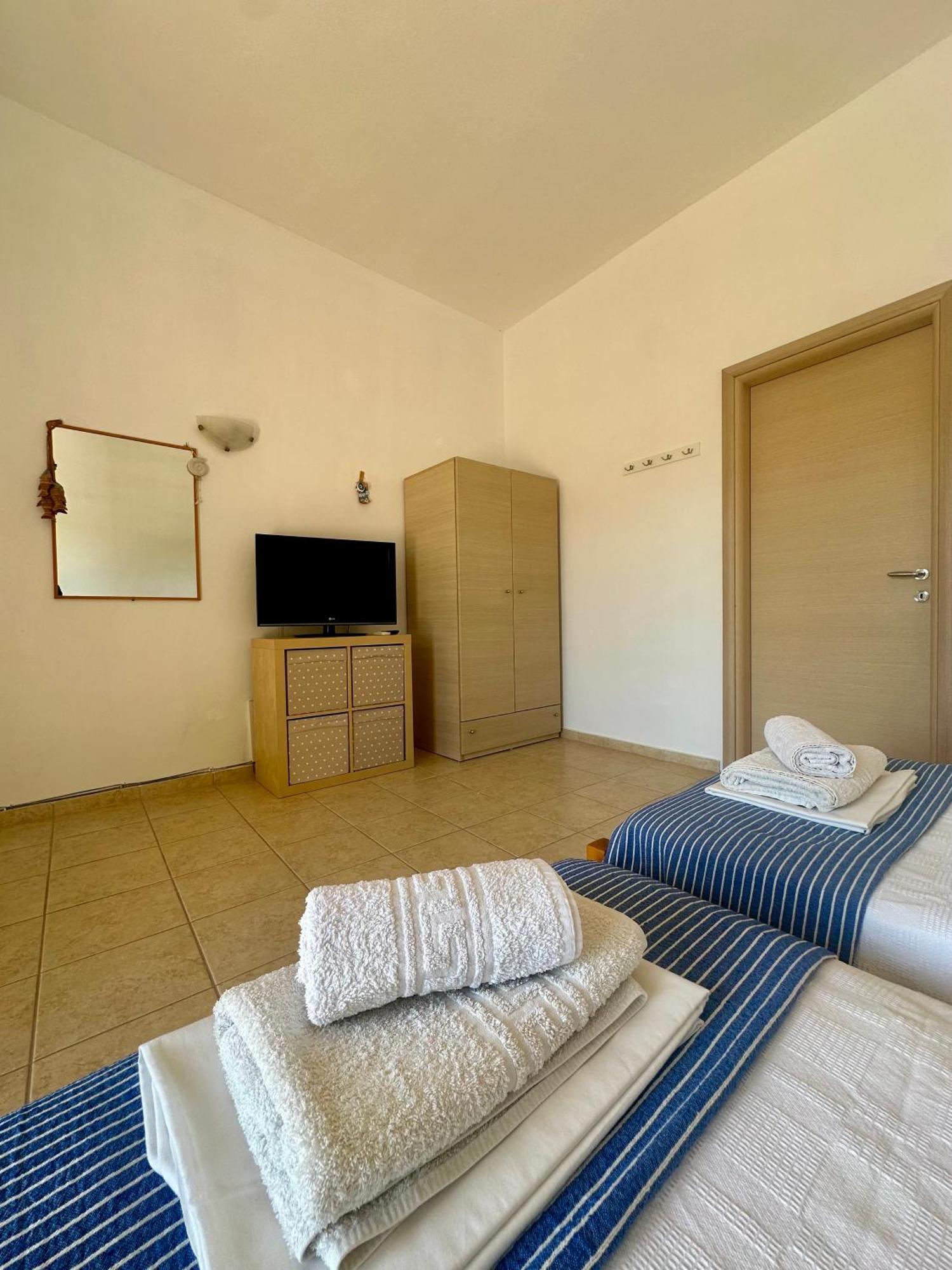 Garden View Appartment Καλαβάρδα Εξωτερικό φωτογραφία